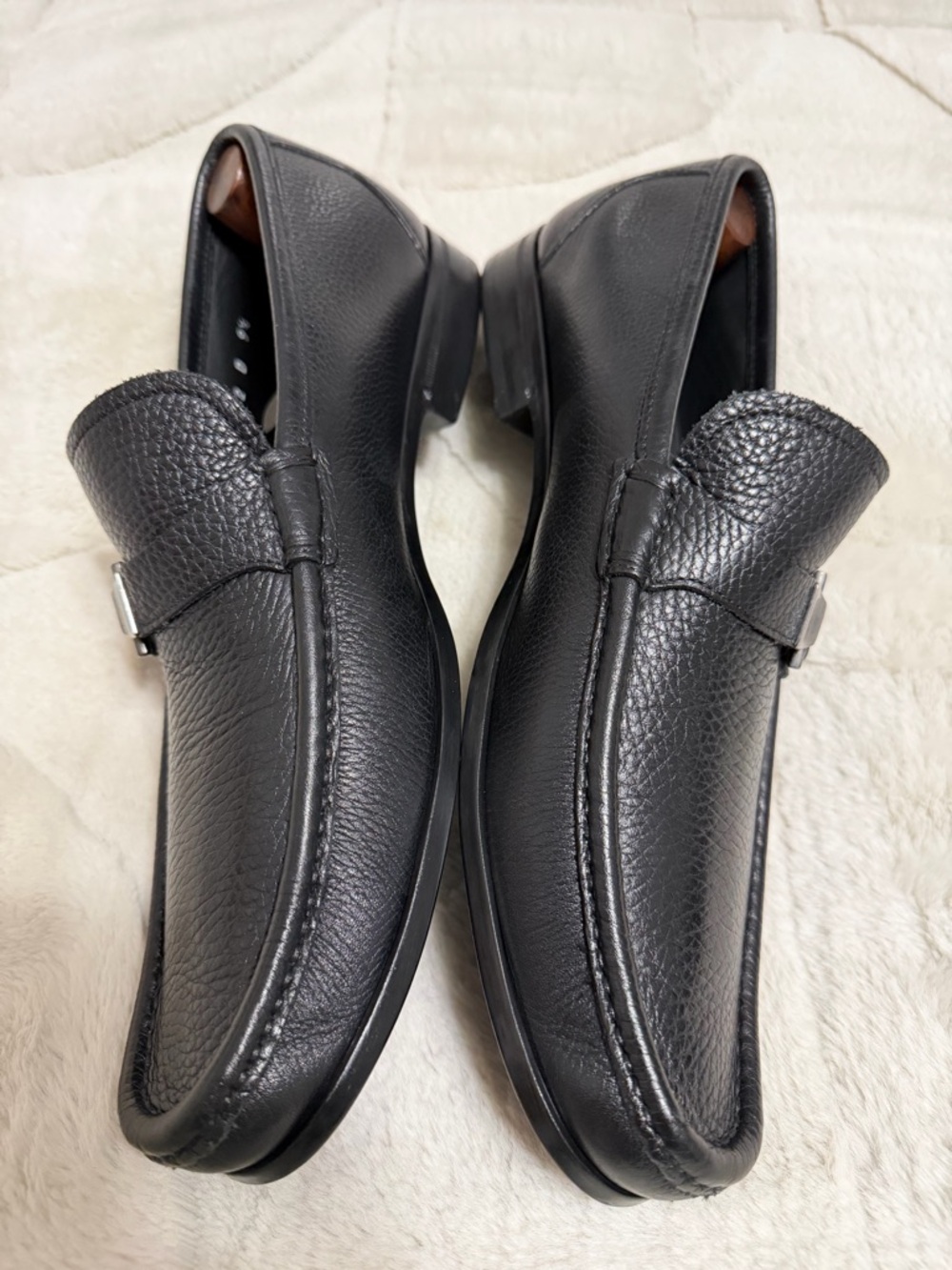 $950 Salvatore Ferragamo Gancini Bit Black Leather Ornament Loafers 9.5 10.5 - Picture 4 of 12